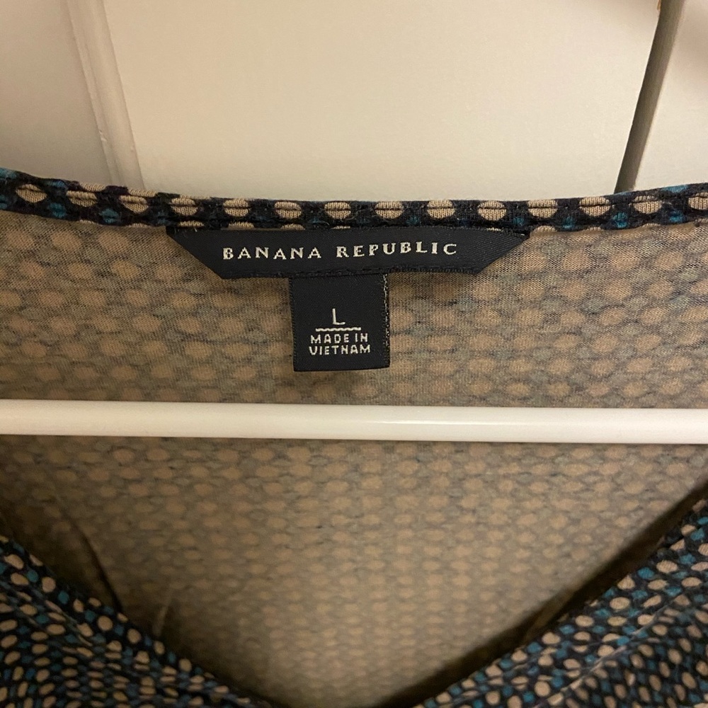 Banana Republic sleeves blouse - Picture 3 of 3